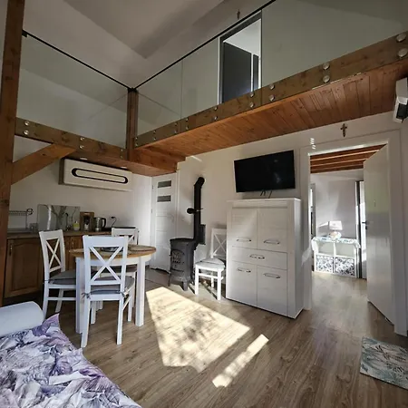 Nad Jeziorem * Krzeszna